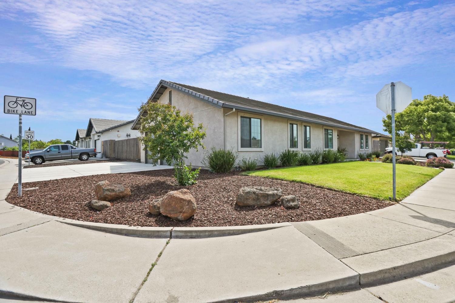 583 Pestana Ave, Manteca, CA 95336