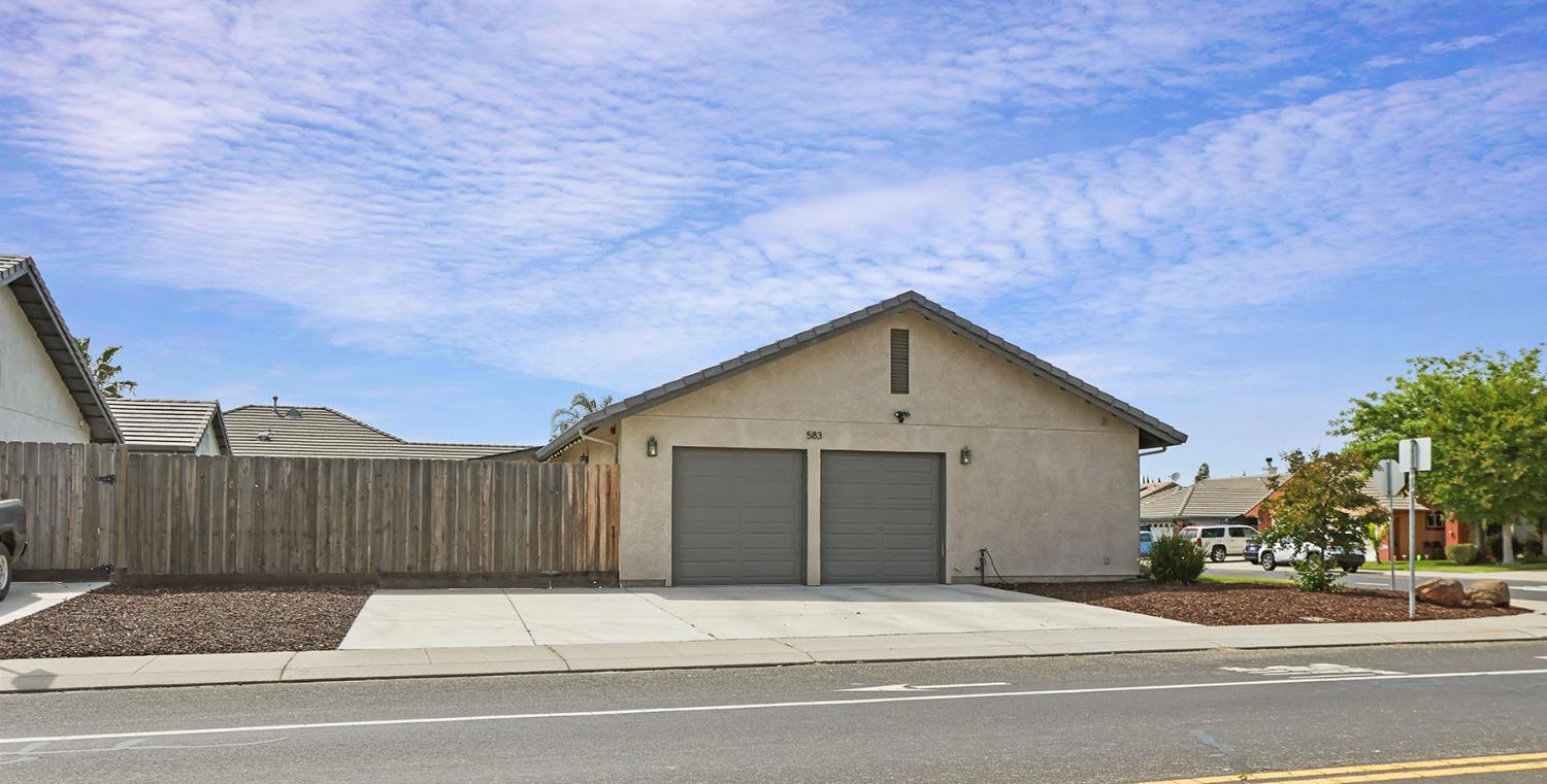583 Pestana Ave, Manteca, CA 95336