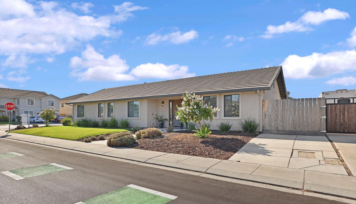 583 Pestana Ave, Manteca, CA 95336