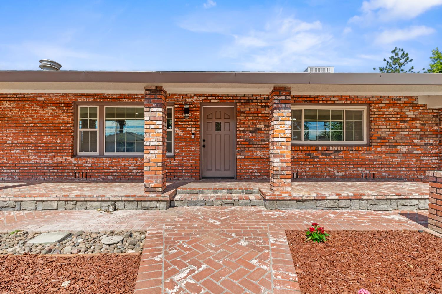 1611 Cameo Way, Modesto, CA 95350