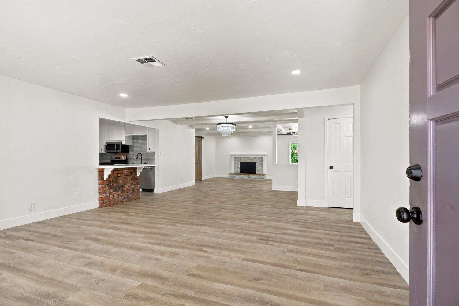 1611 Cameo Way, Modesto, CA 95350