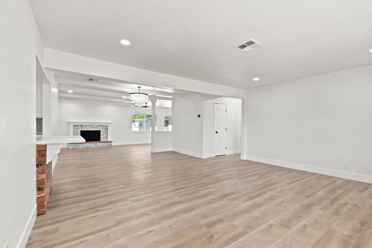 1611 Cameo Way, Modesto, CA 95350