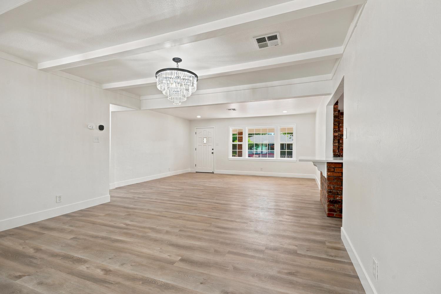 1611 Cameo Way, Modesto, CA 95350