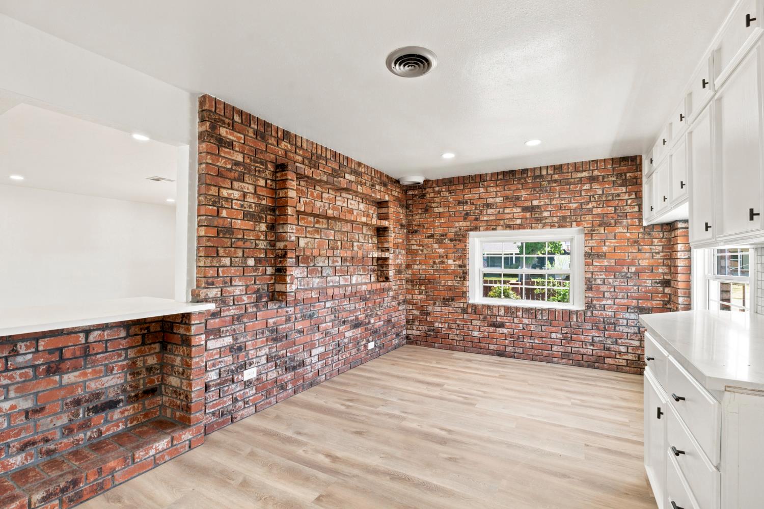 1611 Cameo Way, Modesto, CA 95350