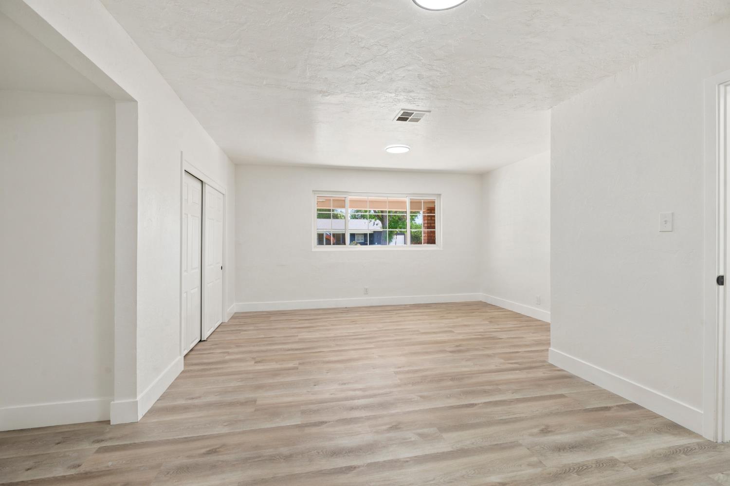 1611 Cameo Way, Modesto, CA 95350