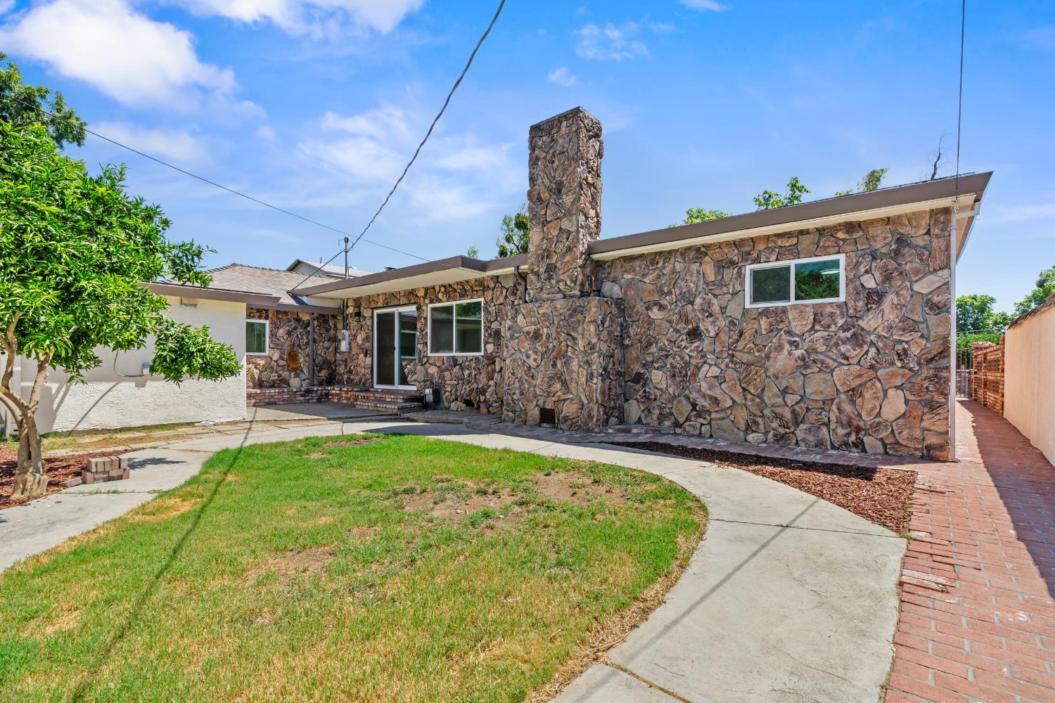 1611 Cameo Way, Modesto, CA 95350