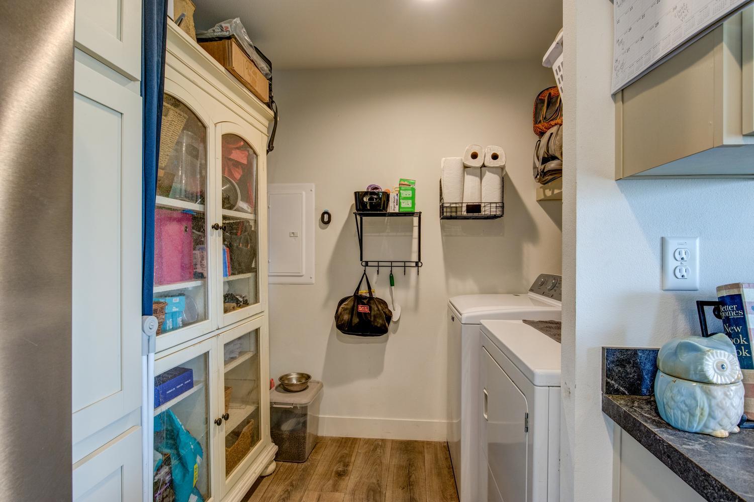 9717 Banderilla Dr, La Grange, CA 95329