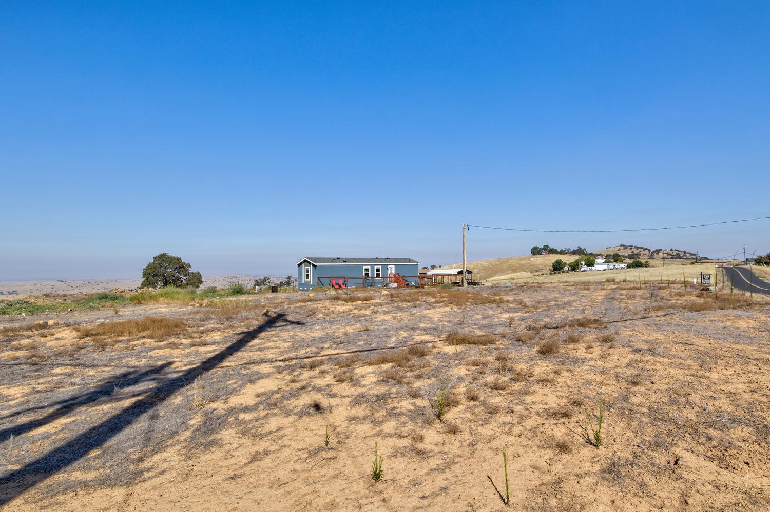 9717 Banderilla Dr, La Grange, CA 95329