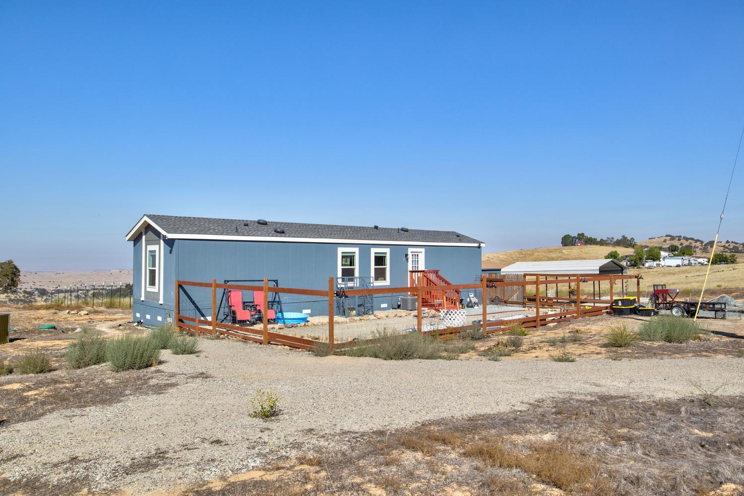 9717 Banderilla Dr, La Grange, CA 95329