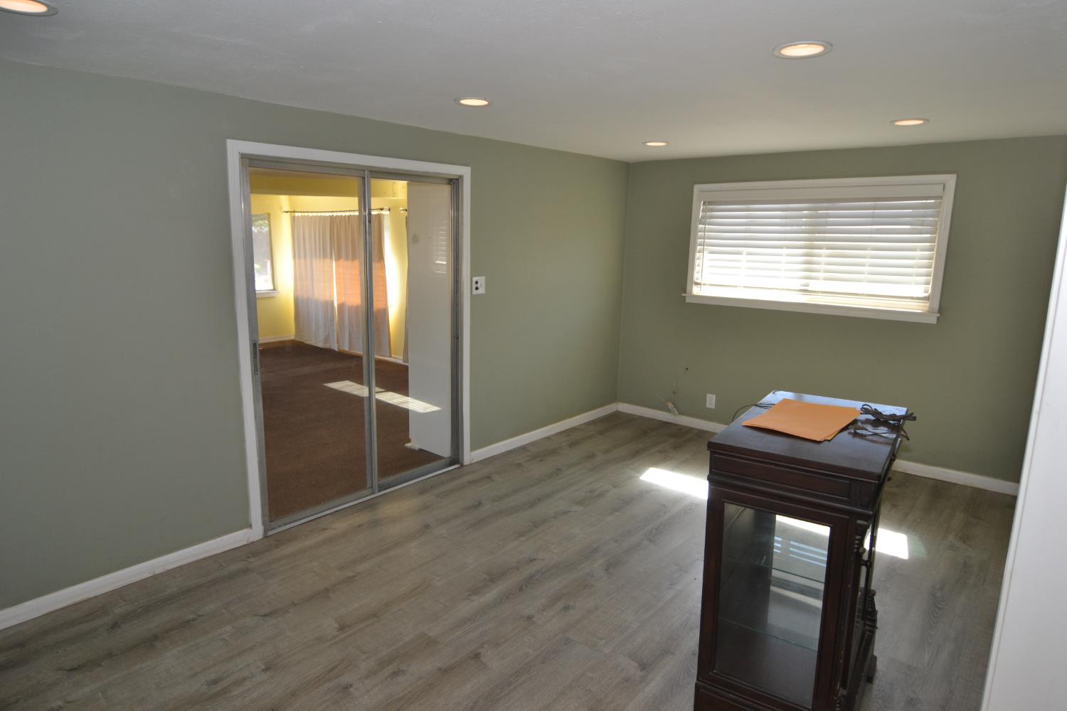 1419 Pleasanton Pl, Oakdale, CA 95361