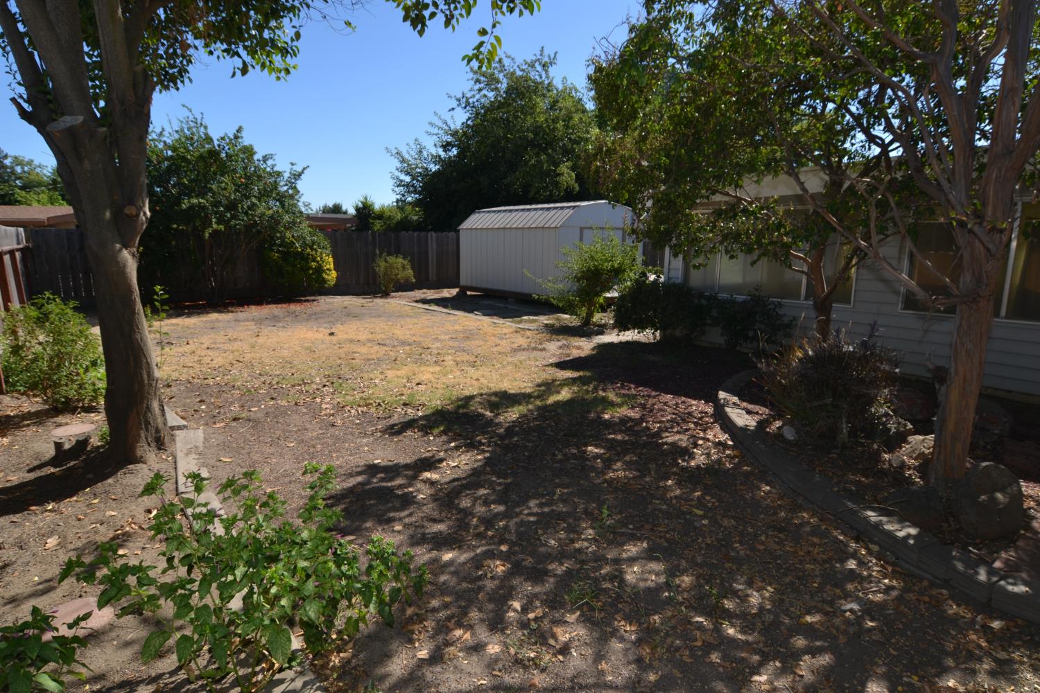 1419 Pleasanton Pl, Oakdale, CA 95361