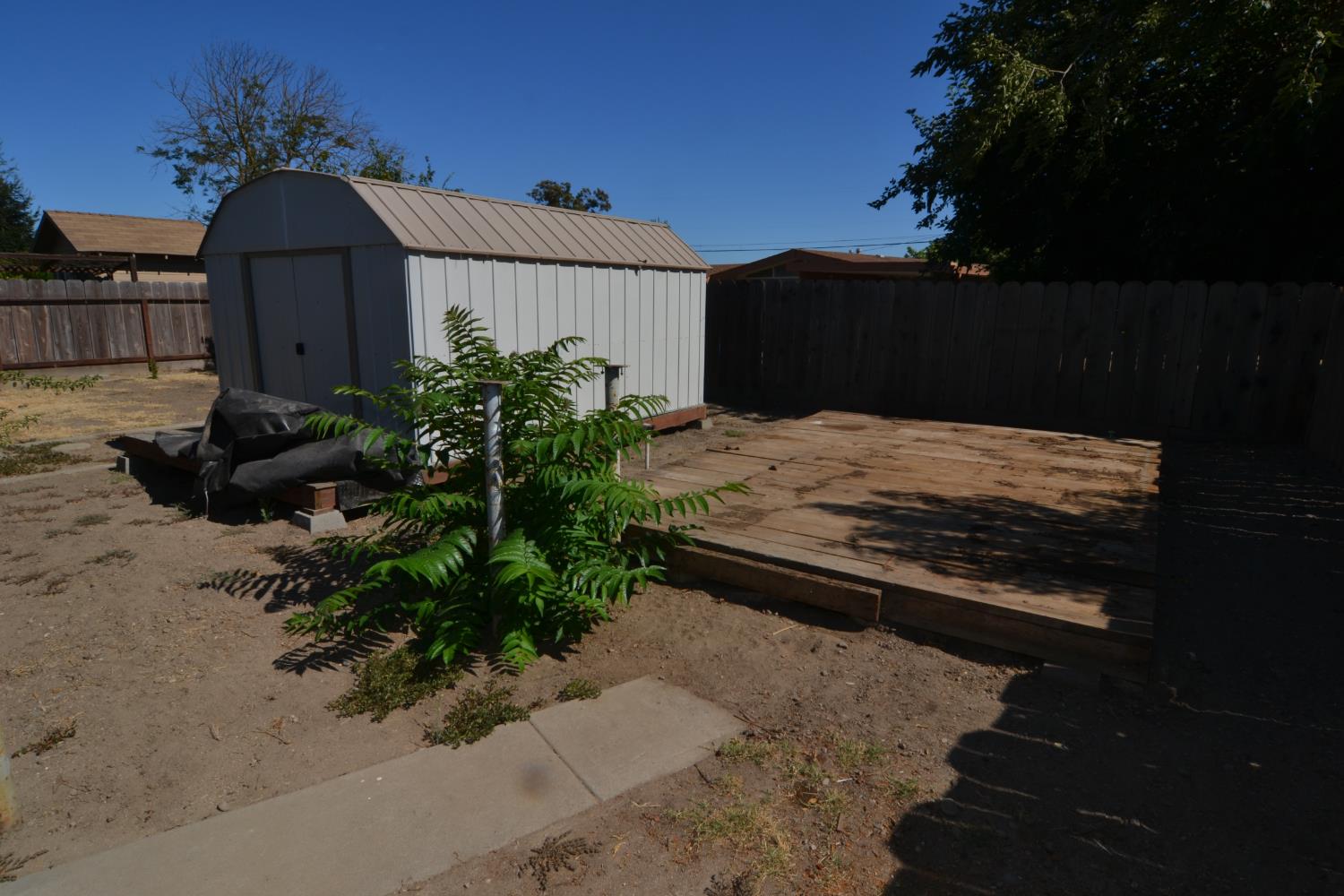 1419 Pleasanton Pl, Oakdale, CA 95361