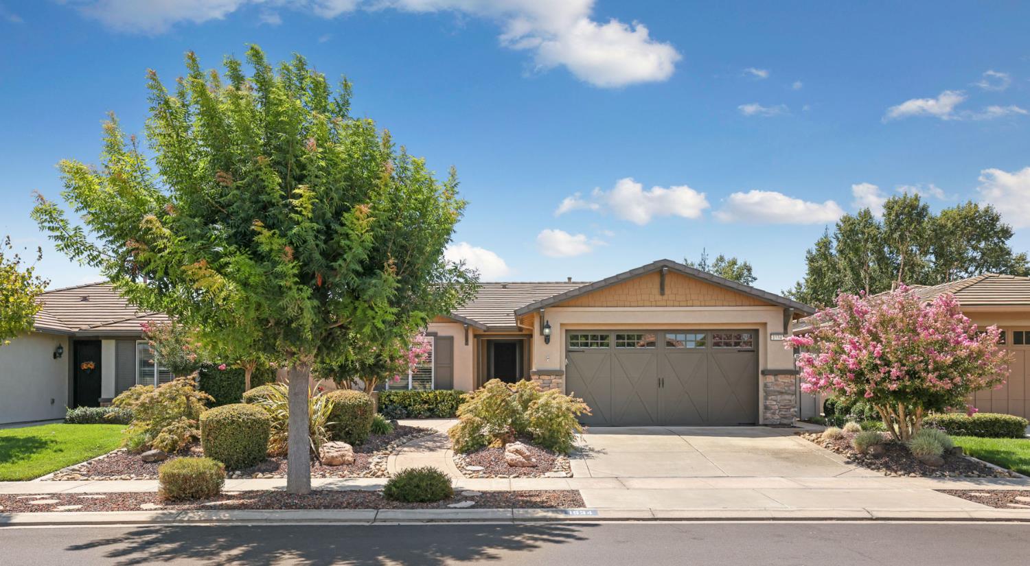 1534 Maple Valley St, Manteca, CA 95336