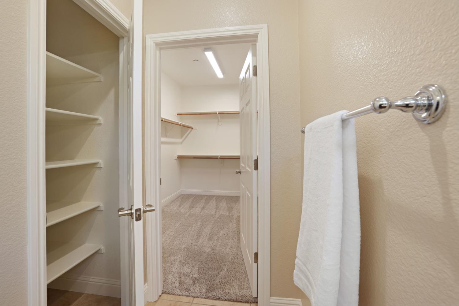 1534 Maple Valley St, Manteca, CA 95336