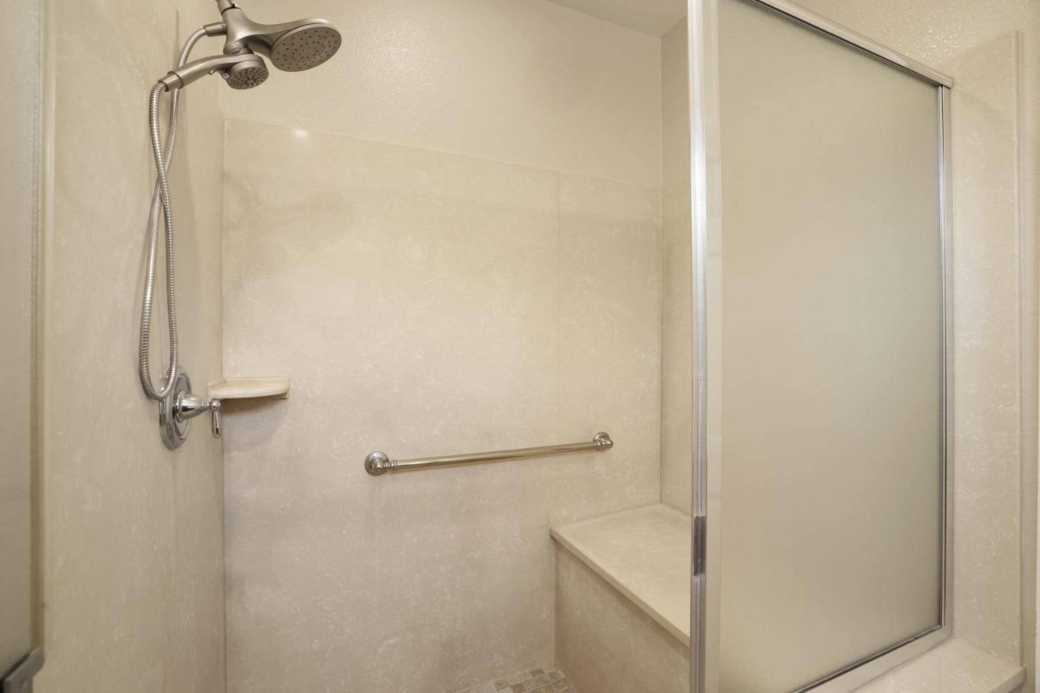 1534 Maple Valley St, Manteca, CA 95336