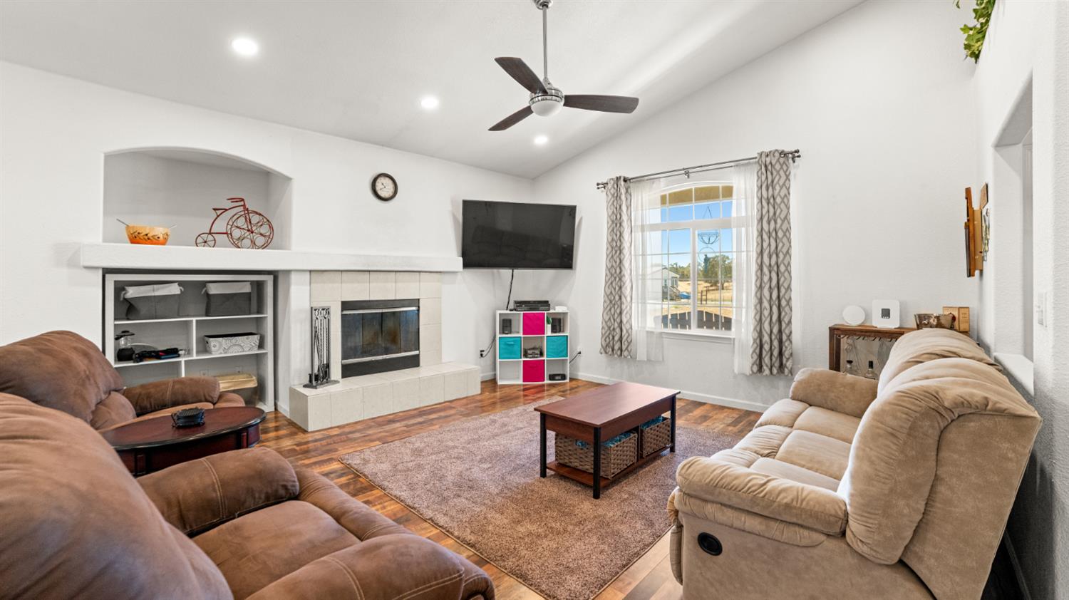 3595 Quail Hill Rd, Copperopolis, CA 95228