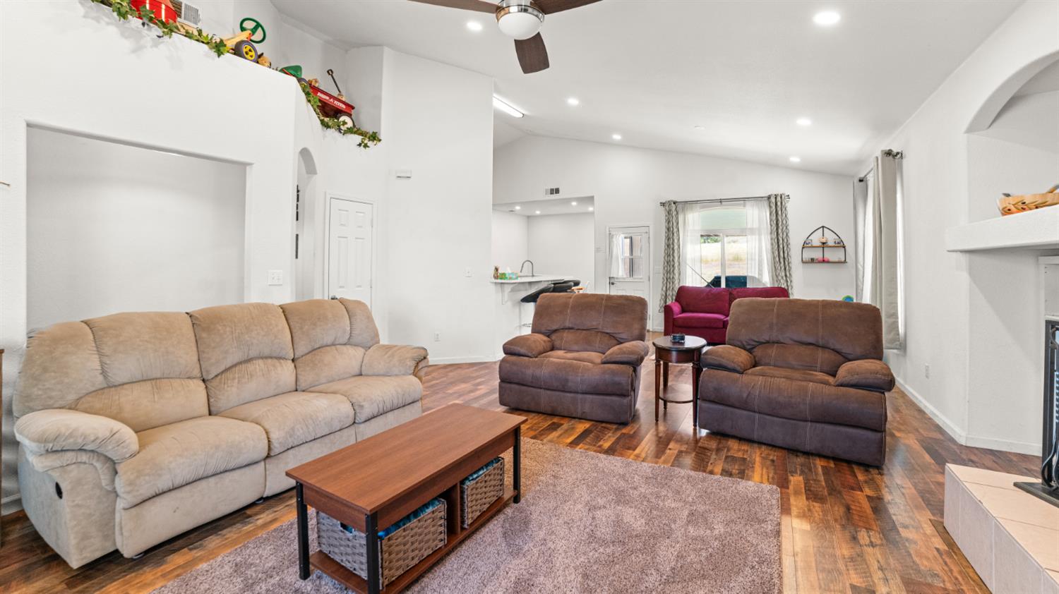 3595 Quail Hill Rd, Copperopolis, CA 95228