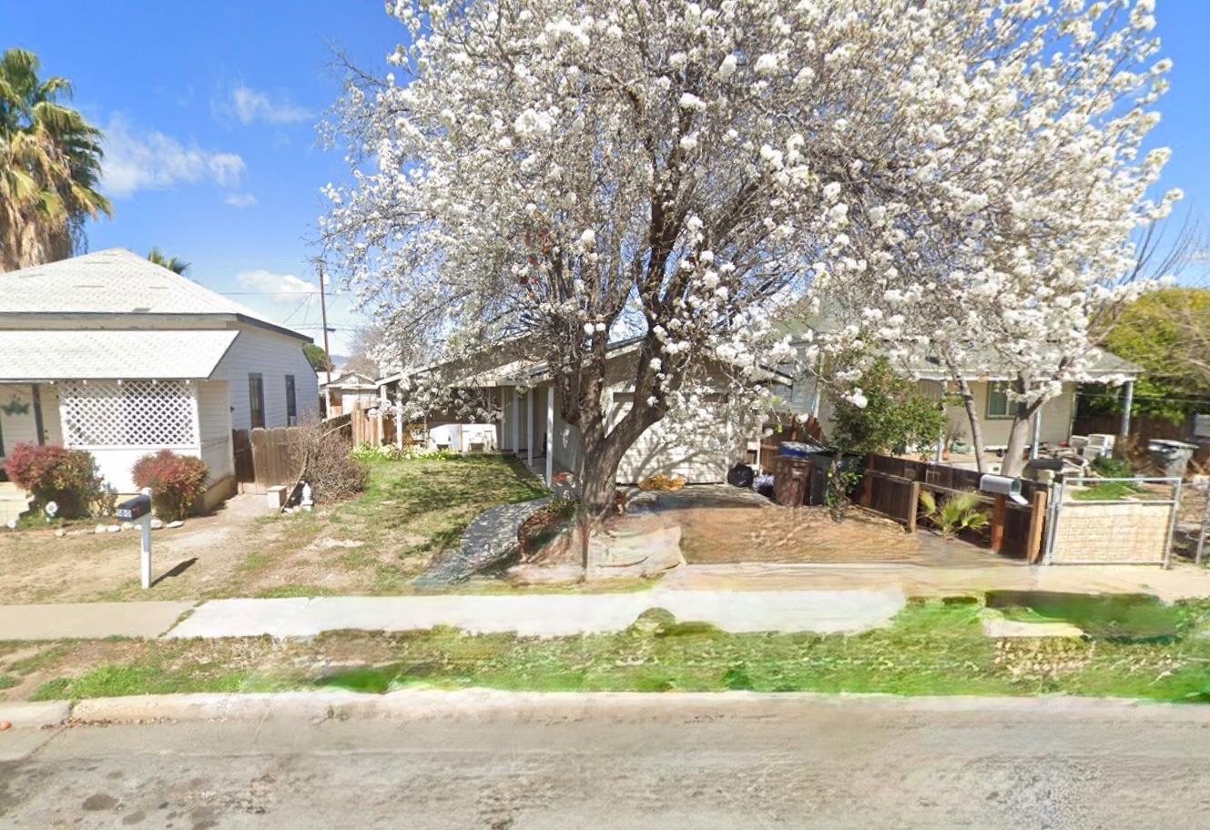 164 Jackson St, Coalinga, CA 93210
