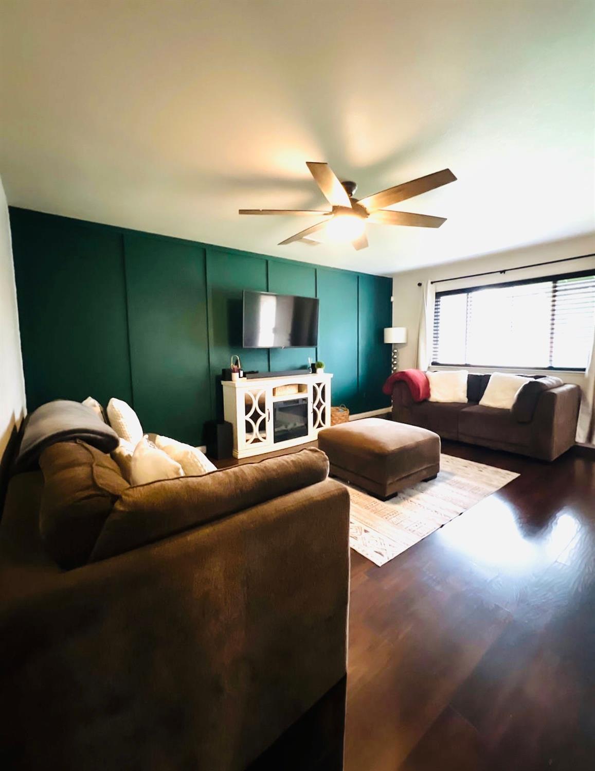 2101 Milford Ln, Modesto, CA 95355