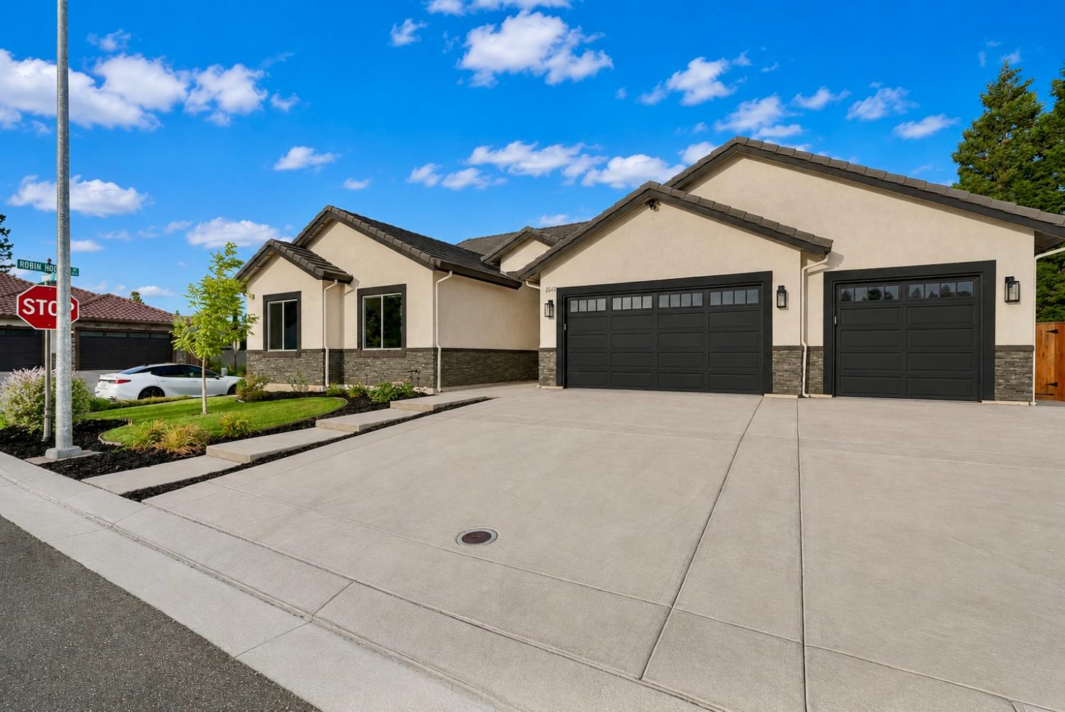 3394 Banbury Ln, Merced, CA 95340