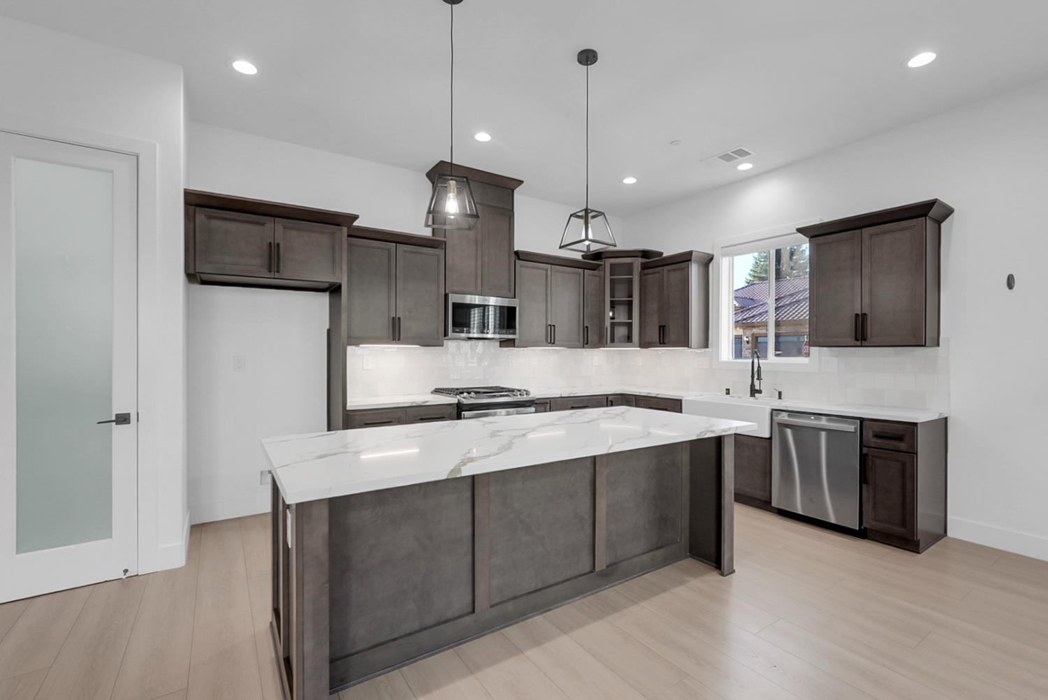 3394 Banbury Ln, Merced, CA 95340