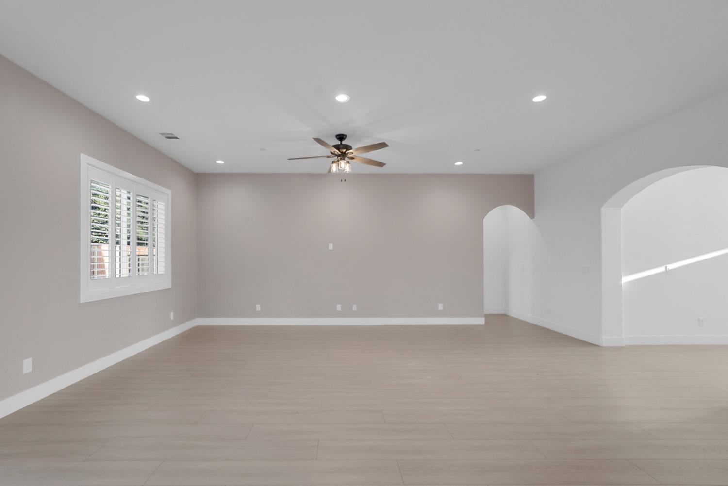 3394 Banbury Ln, Merced, CA 95340
