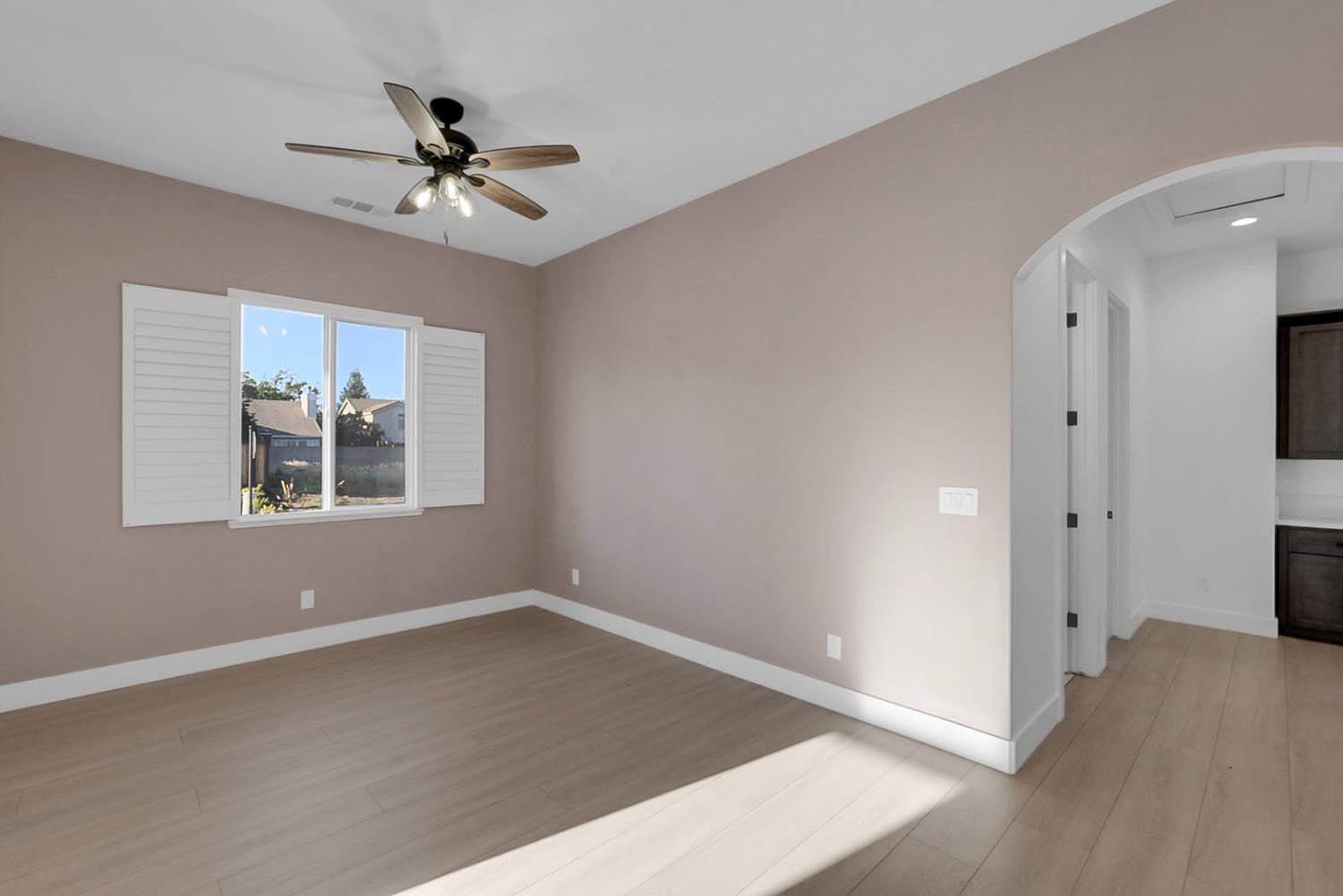 3394 Banbury Ln, Merced, CA 95340