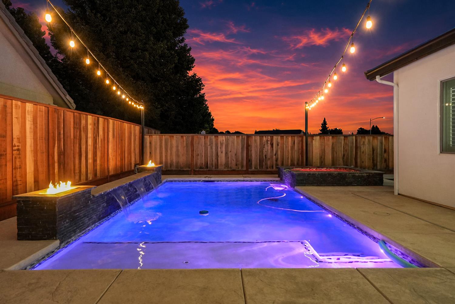 3394 Banbury Ln, Merced, CA 95340