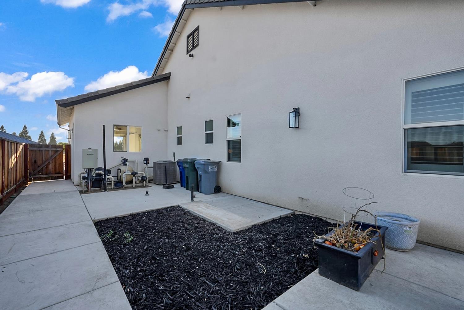 3394 Banbury Ln, Merced, CA 95340