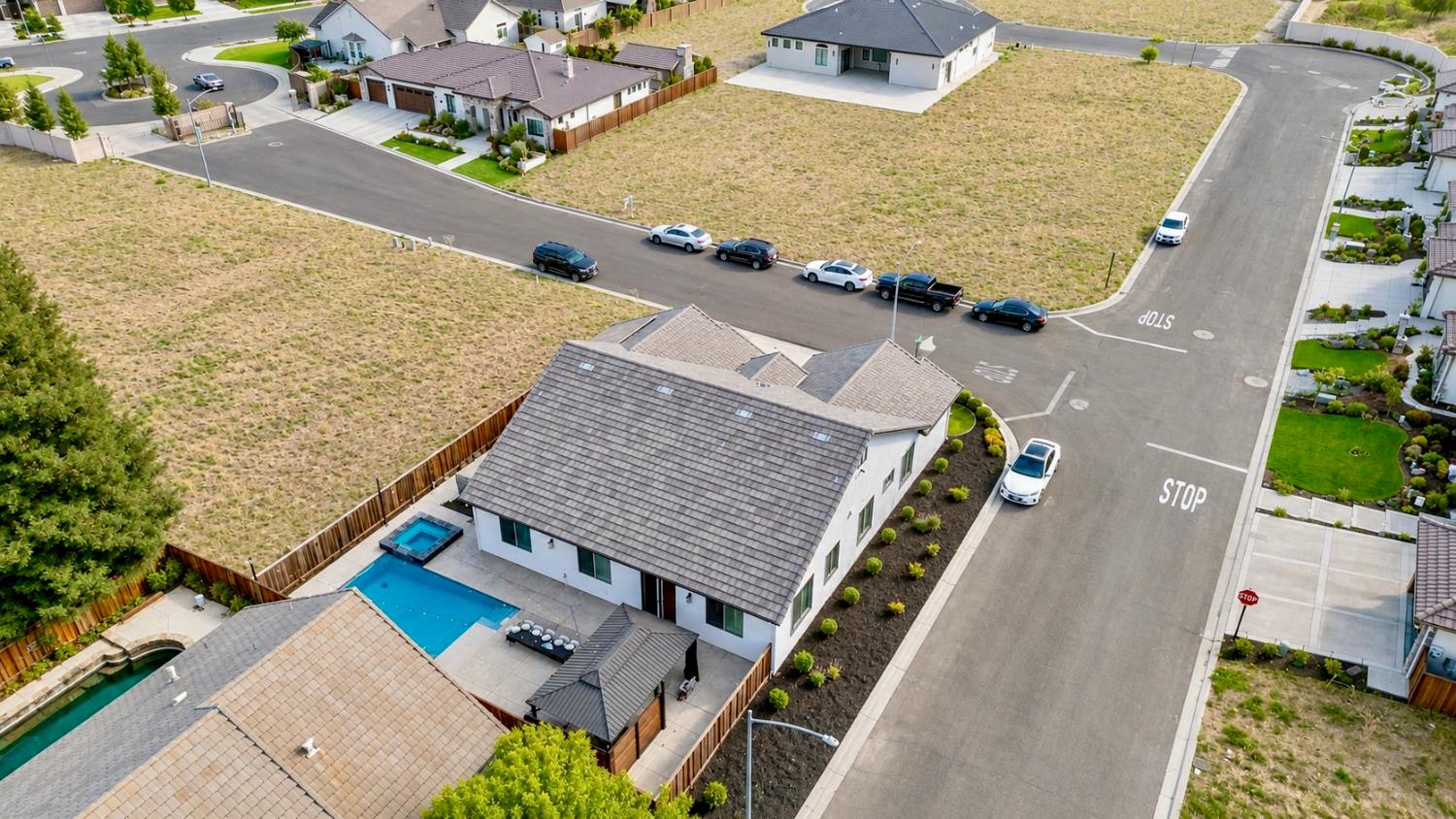3394 Banbury Ln, Merced, CA 95340