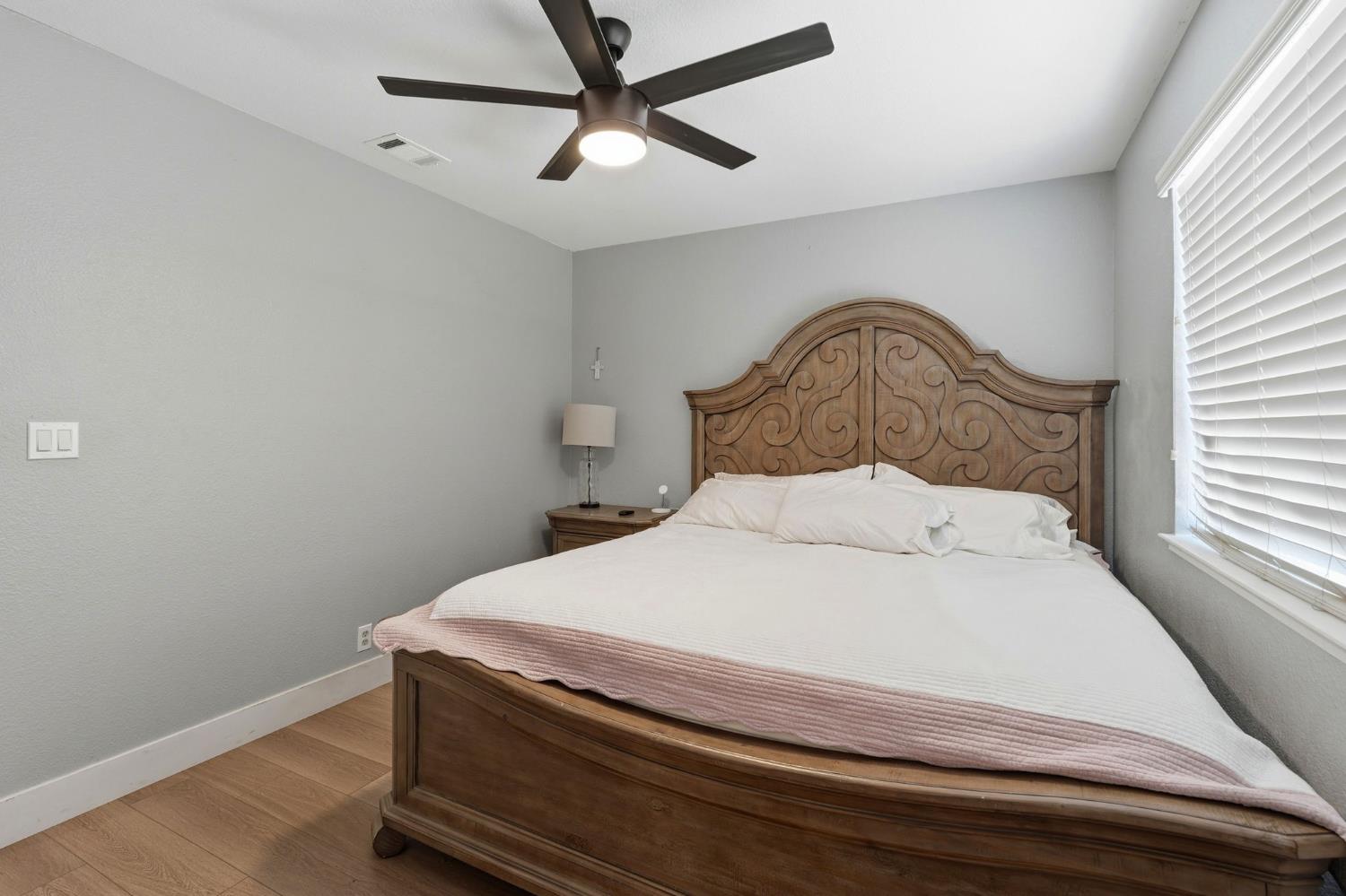 3848 Prince George Ln, Riverbank, CA 95367