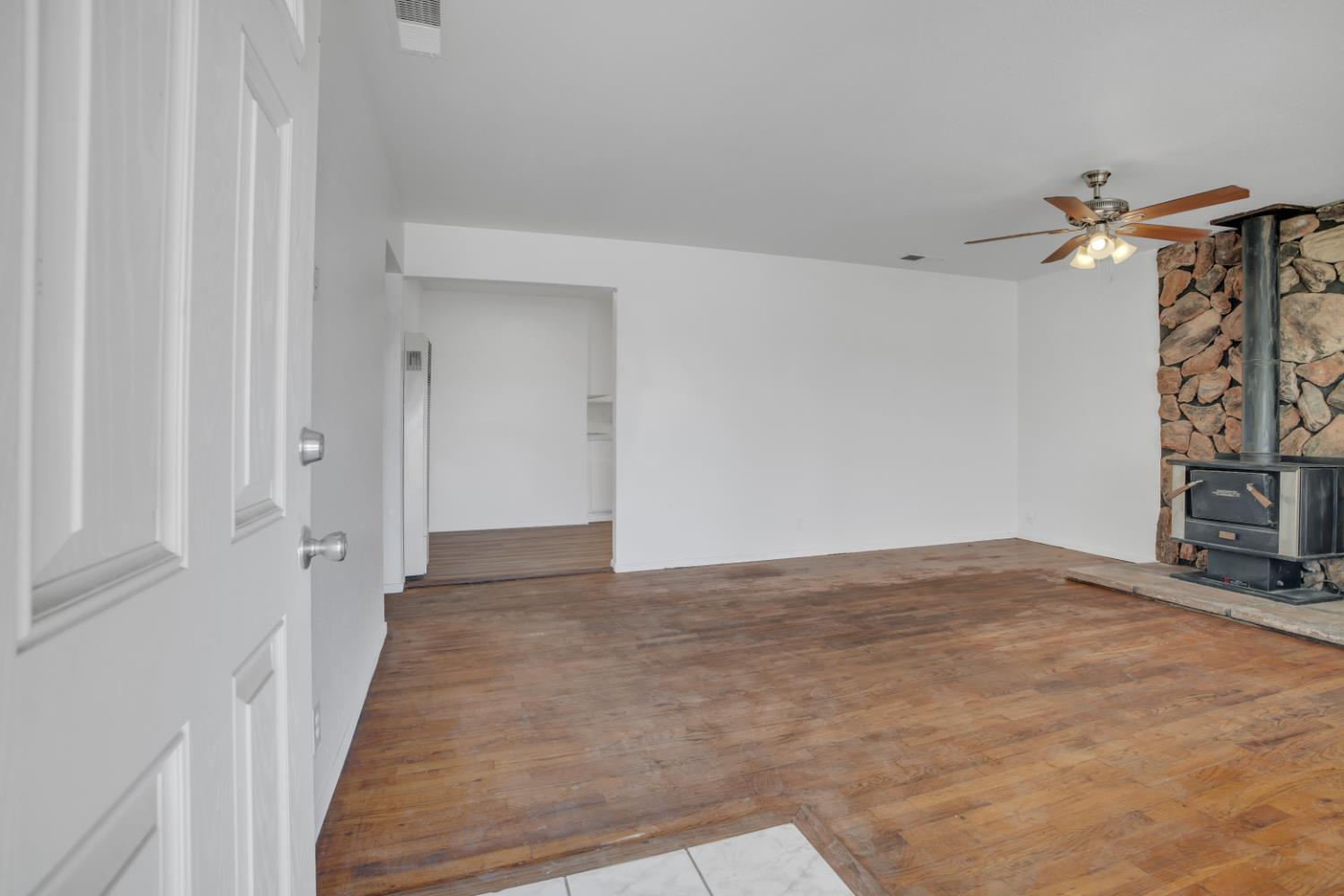 8400 Crane Rd, Oakdale, CA 95361