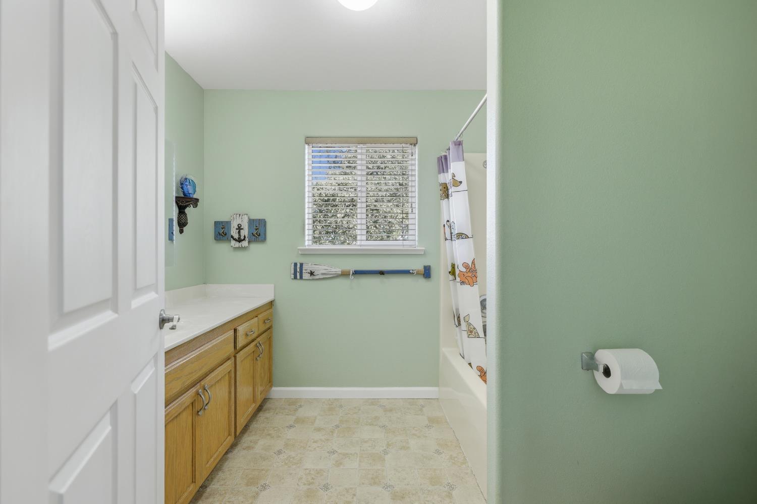 9765 Laredo St, La Grange, CA 95329
