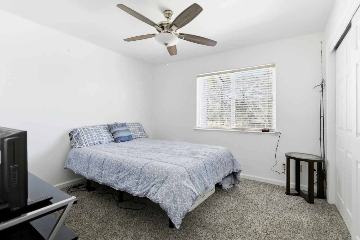 9765 Laredo St, La Grange, CA 95329