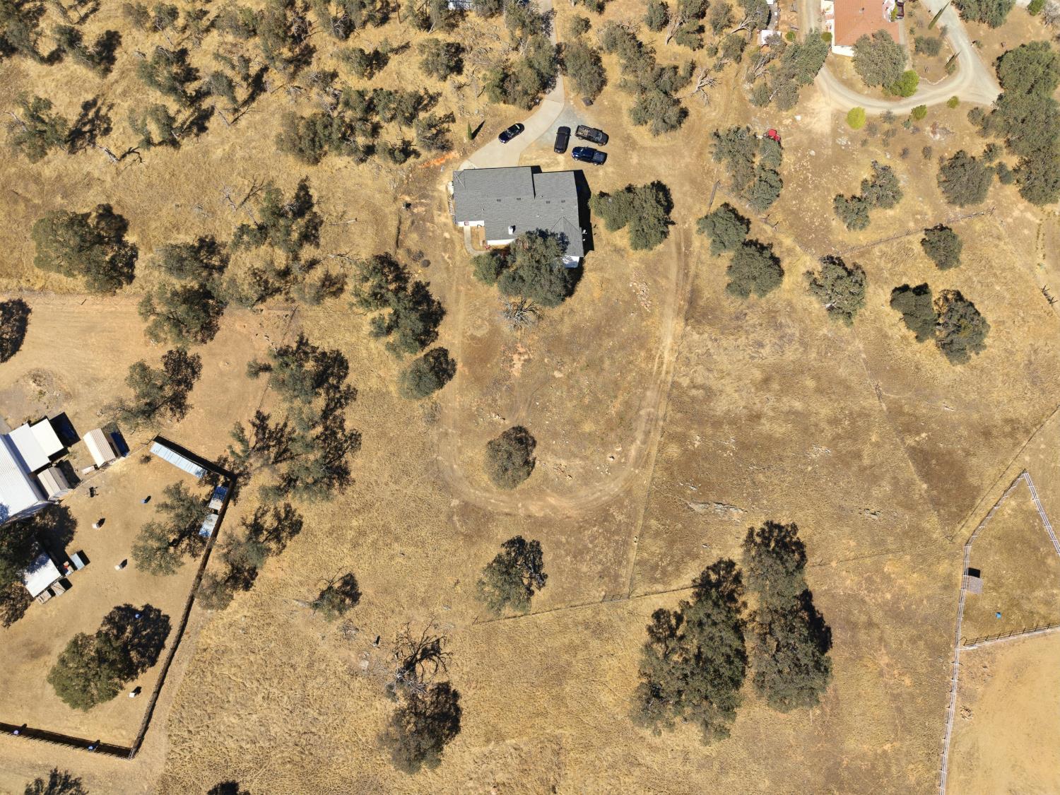 9765 Laredo St, La Grange, CA 95329