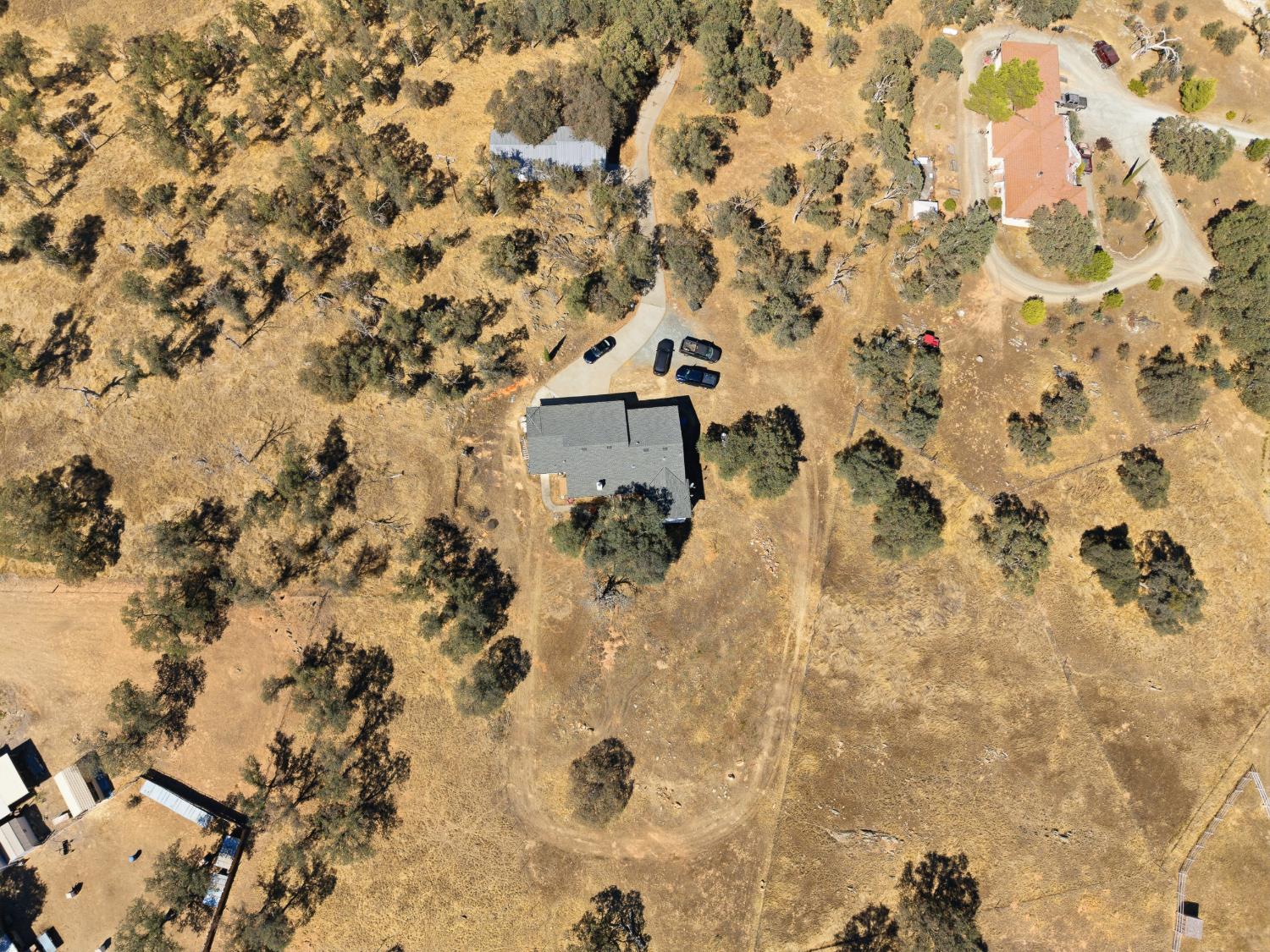 9765 Laredo St, La Grange, CA 95329