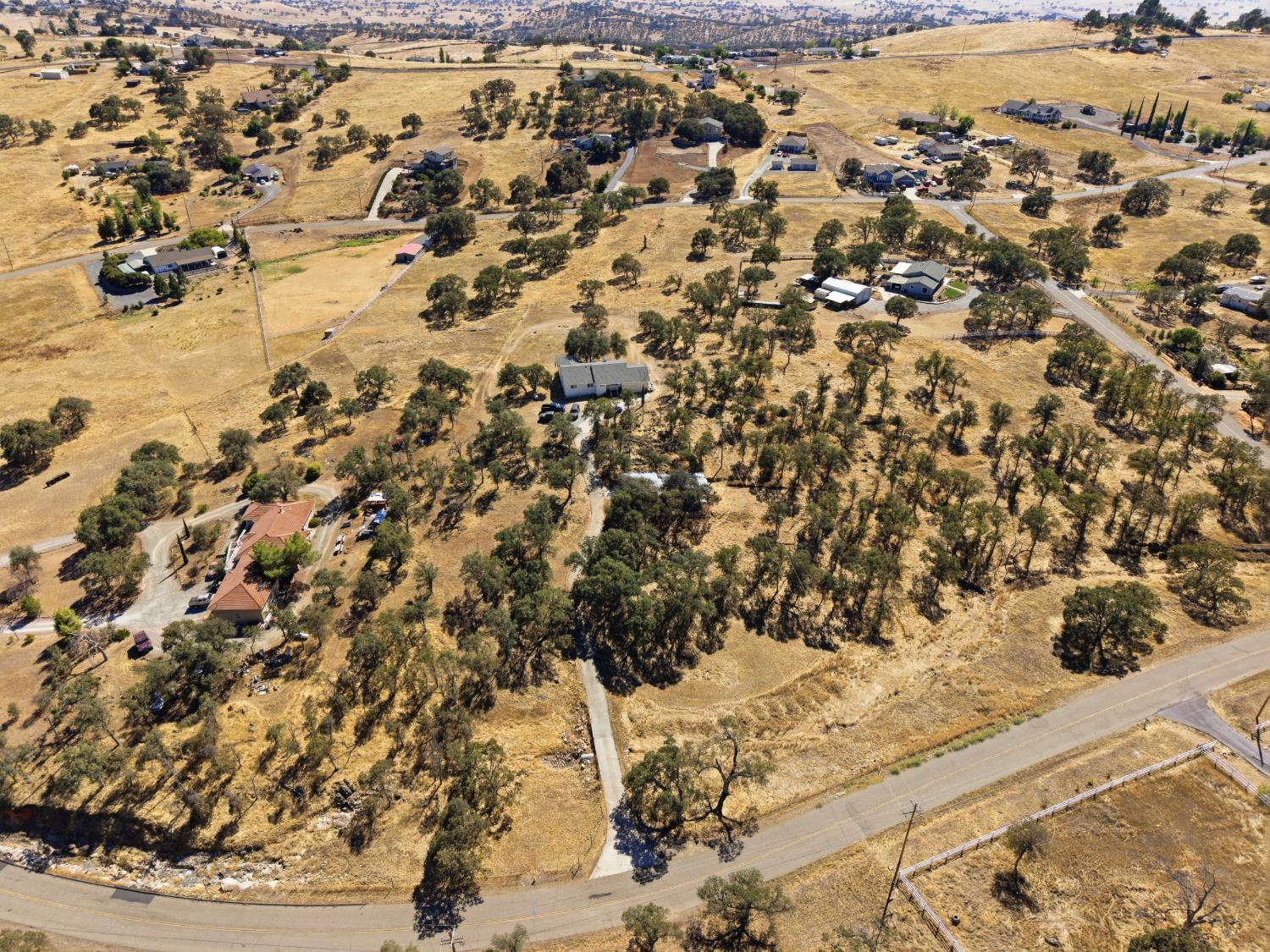 9765 Laredo St, La Grange, CA 95329