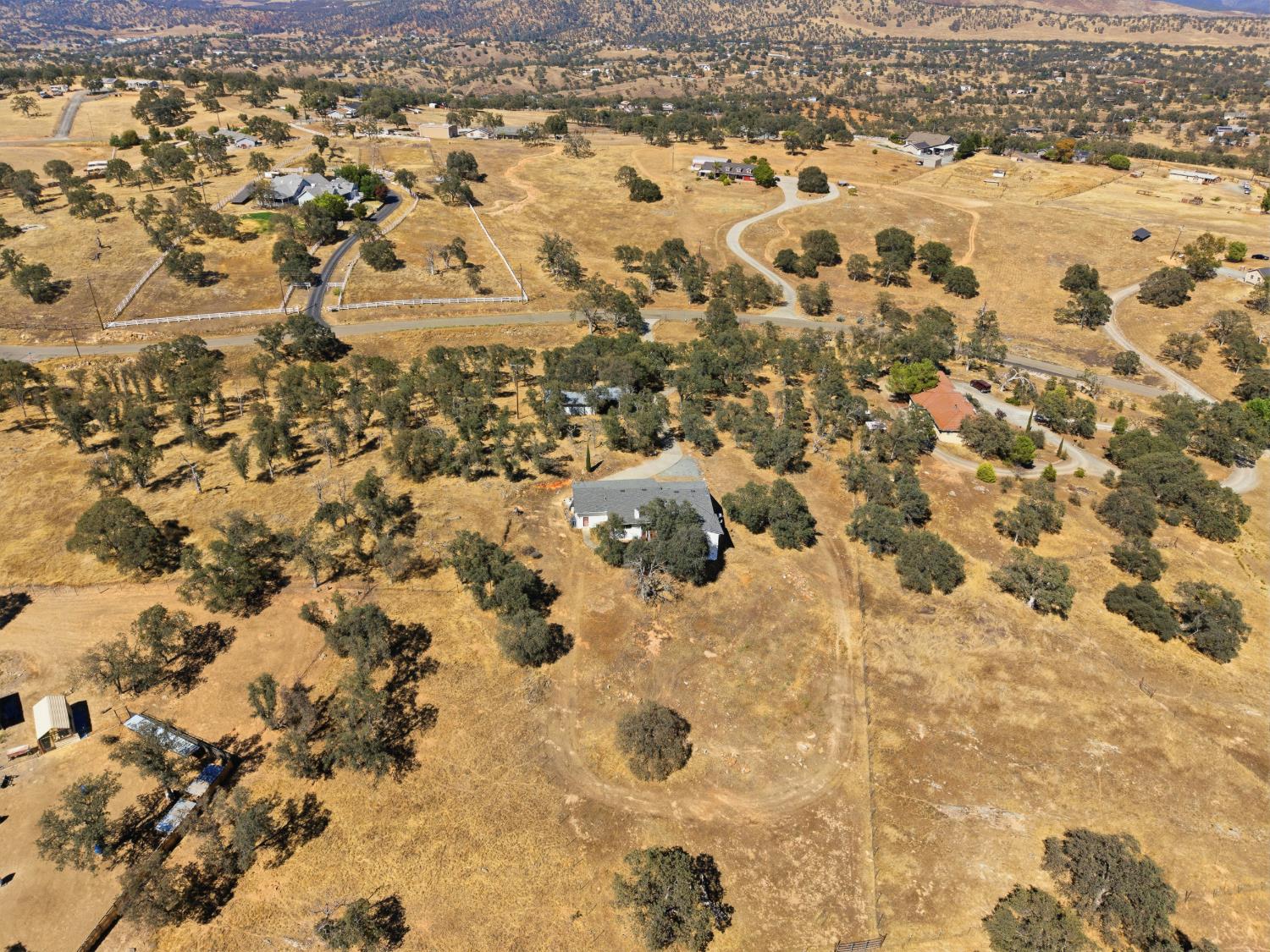9765 Laredo St, La Grange, CA 95329