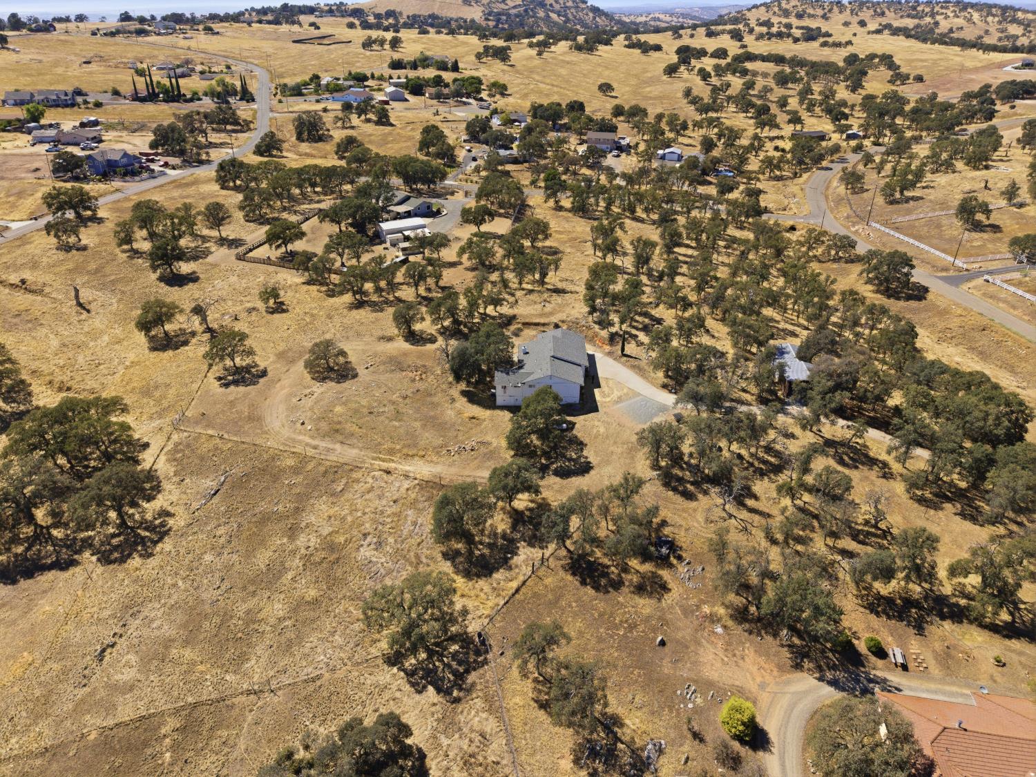 9765 Laredo St, La Grange, CA 95329