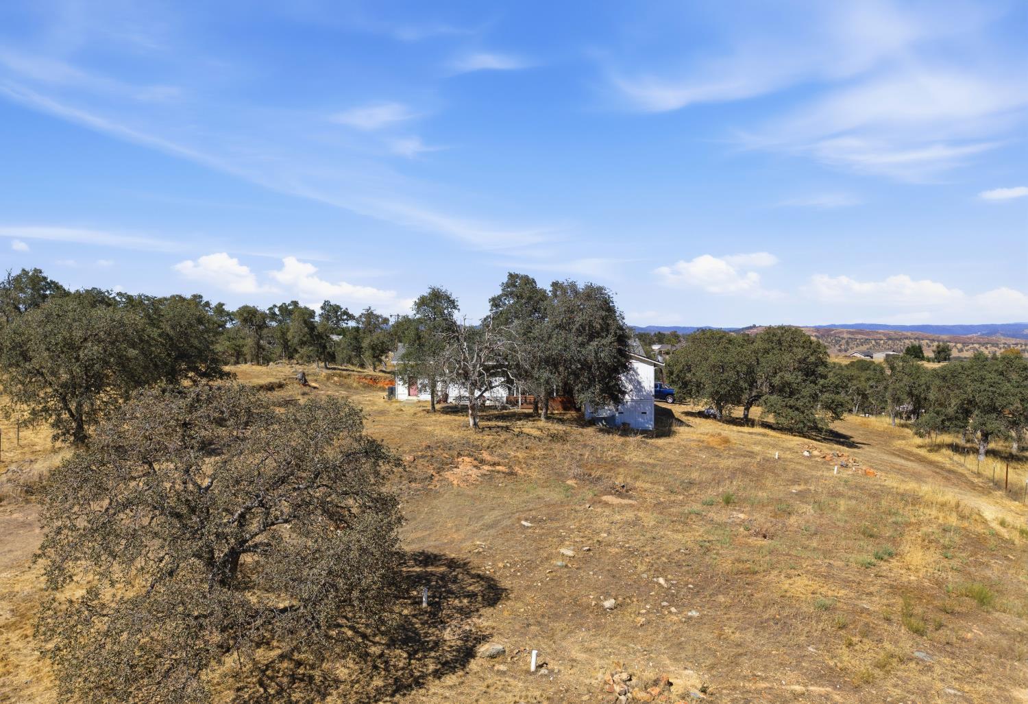 9765 Laredo St, La Grange, CA 95329