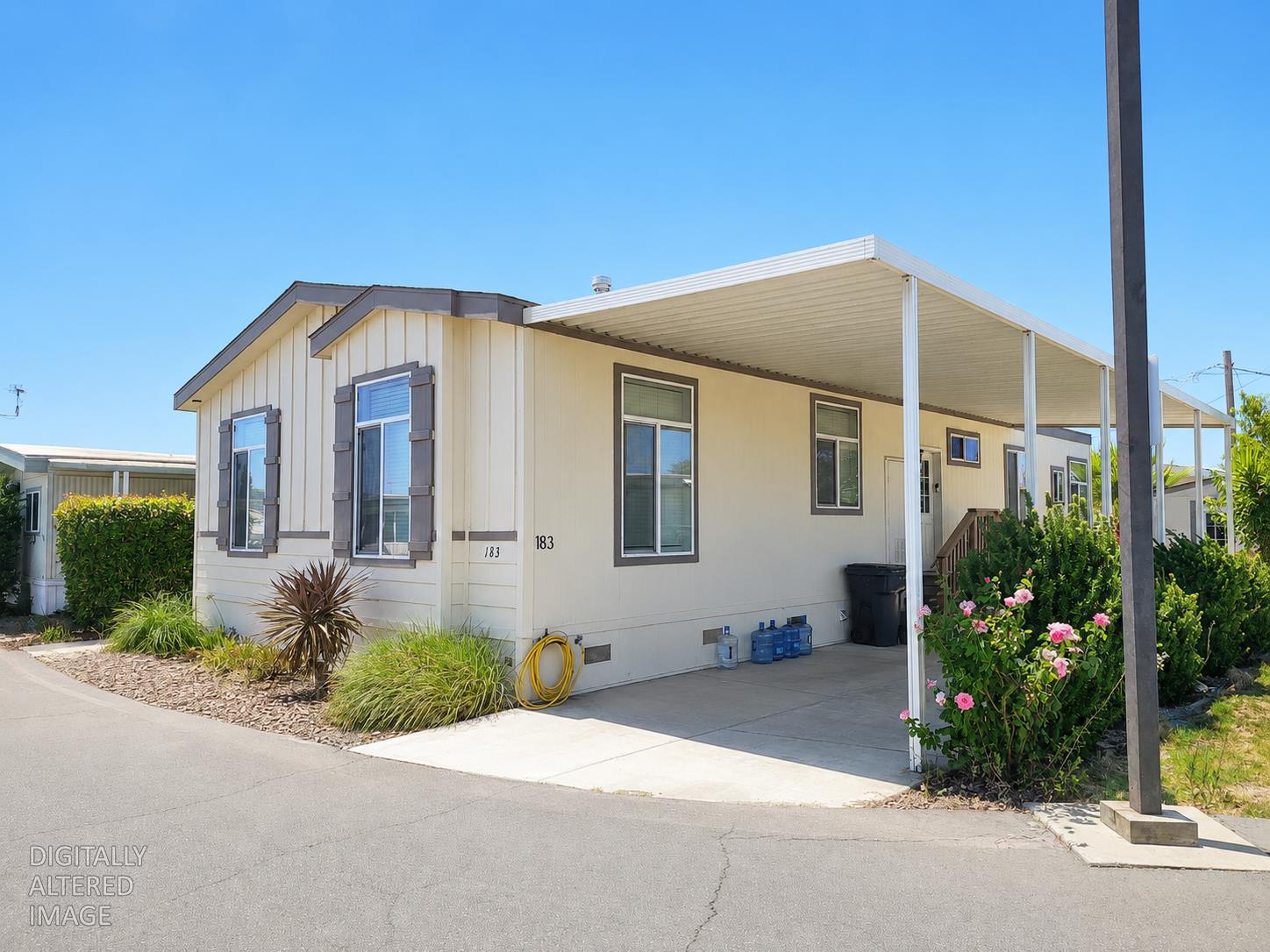 8200 Jantzen Rd #183, Modesto, CA 95357