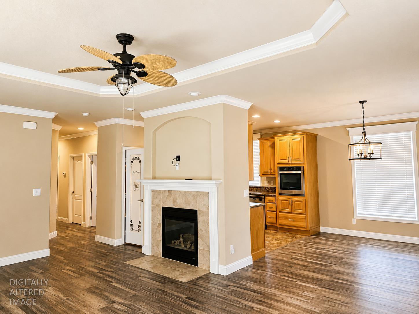 8200 Jantzen Rd #183, Modesto, CA 95357