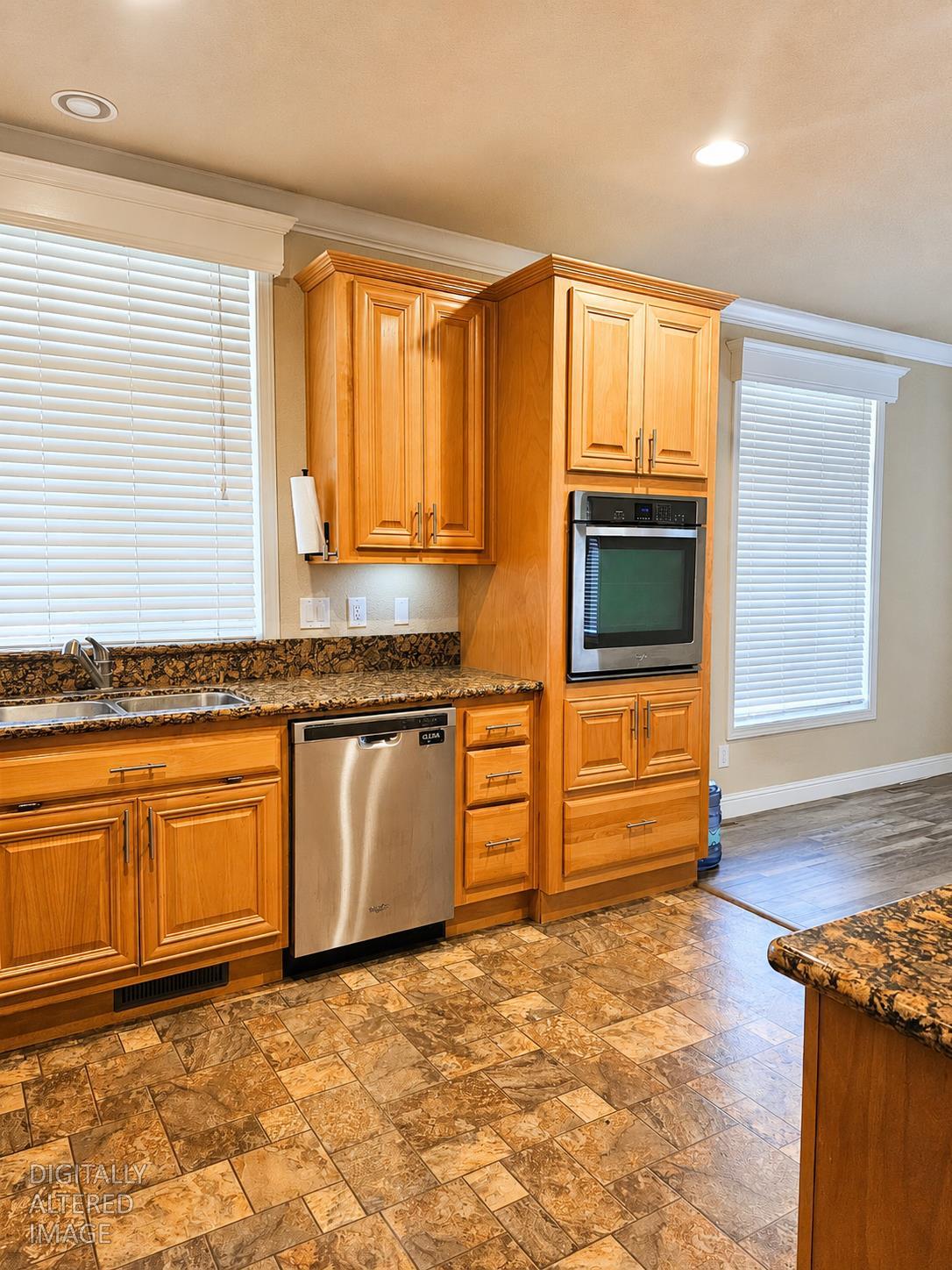 8200 Jantzen Rd #183, Modesto, CA 95357