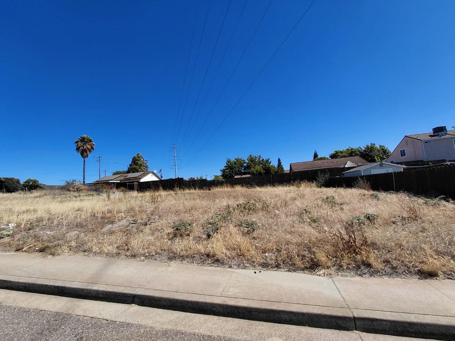0 Crow Creek Dr, Oakdale, CA 95361