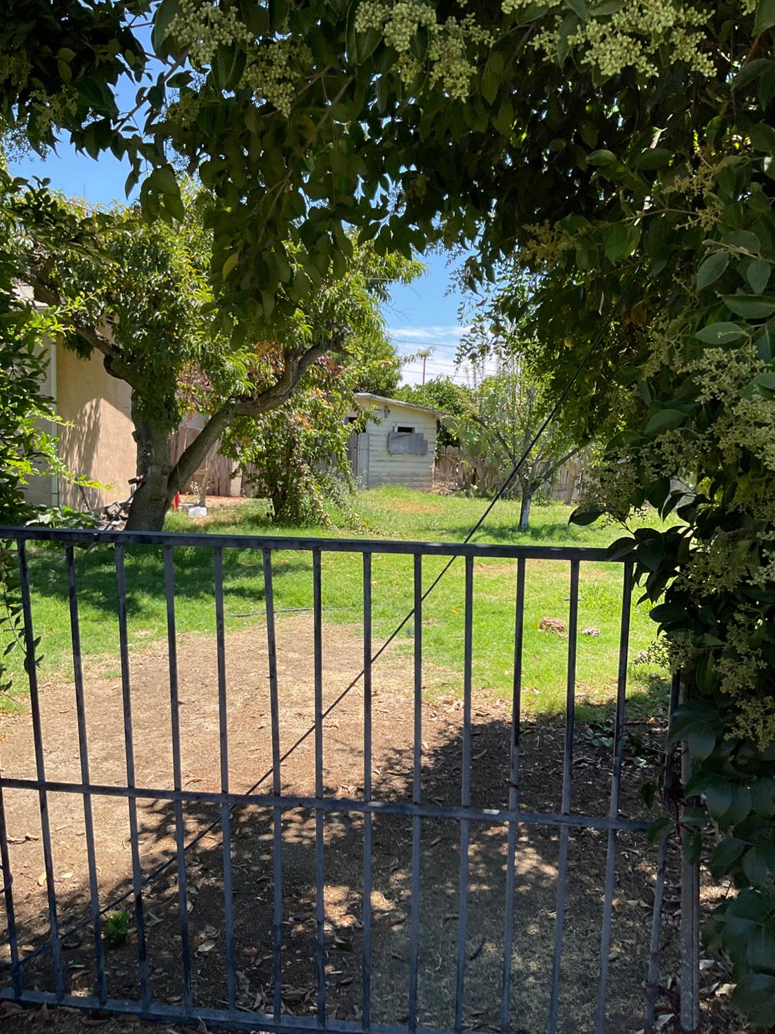 303 Plainsburg Rd, Planada, CA 95365