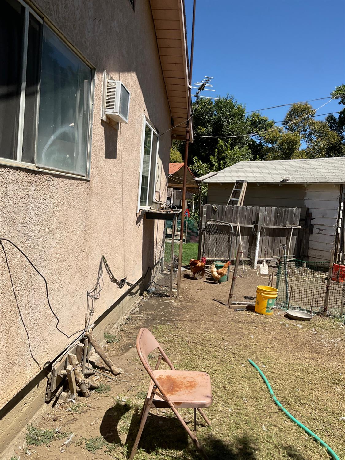303 Plainsburg Rd, Planada, CA 95365