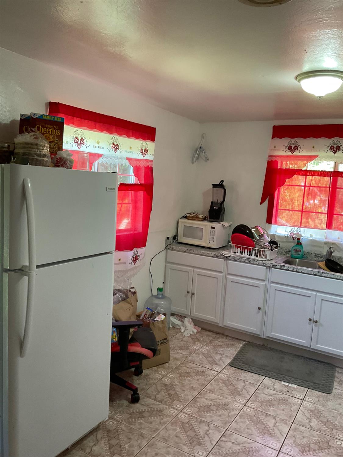 303 Plainsburg Rd, Planada, CA 95365