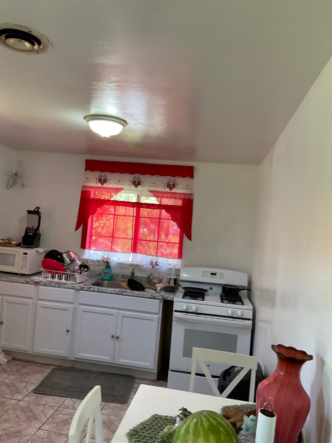 303 Plainsburg Rd, Planada, CA 95365