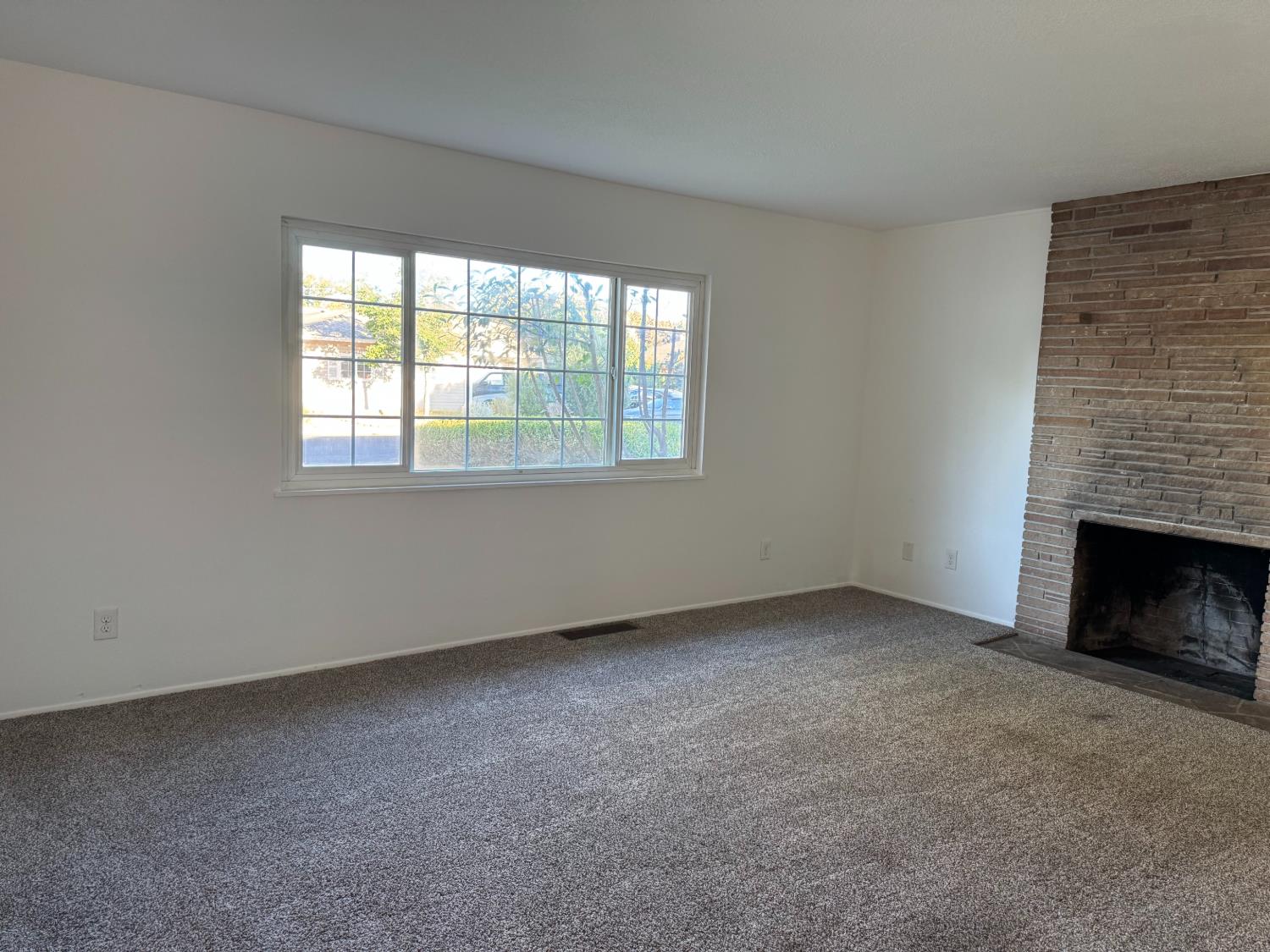 2302 Monte Carlo Ave, Modesto, CA 95350