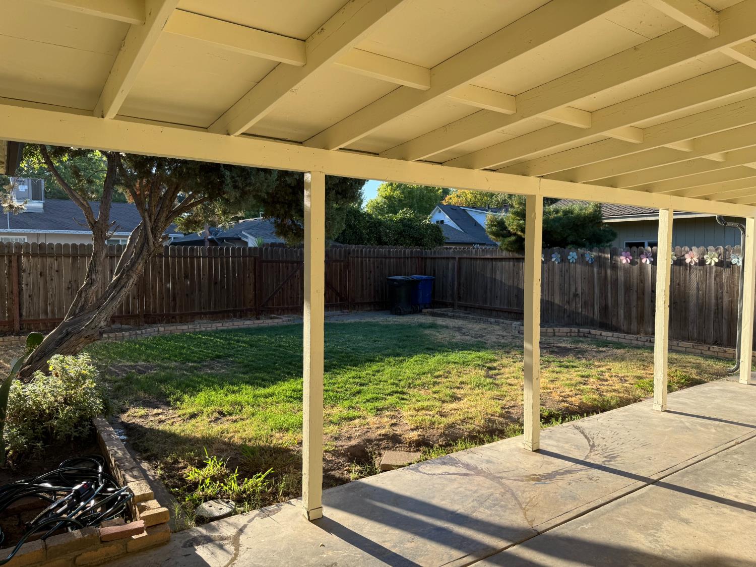 2302 Monte Carlo Ave, Modesto, CA 95350